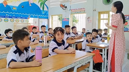 Mỗi năm TP Hồ Chí Minh tăng thêm khoảng 25.000 học sinh không có hộ khẩu
