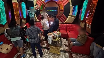 Khởi tố nhóm thanh niên tổ chức sử dụng ma túy trong quán karaoke