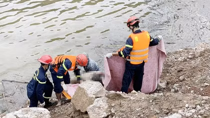 Tìm thấy thi thể bé gái sau 3 ngày bị lũ cuốn trôi