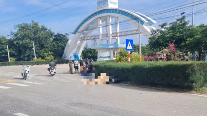 Hai vợ chồng gặp nạn trên đường đi đám tang