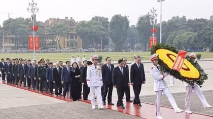 Lãnh đạo Đảng, Nhà nước viếng Chủ tịch Hồ Chí Minh và các Anh hùng liệt sĩ