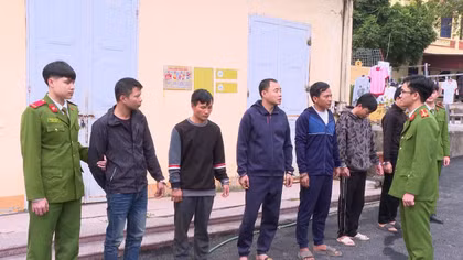 Triệt phá đường dây mua bán gần 400 kg pháo