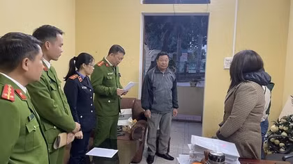 Hiệu trưởng và kế toán Trường Mầm non xã Nhân Quyền lập mưu "rút ruột" ngân sách