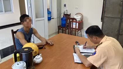 Từ thông tin phản ánh của báo chí, xử lý 1 lái xe tải vi phạm