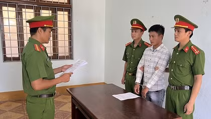 “Đạo chích” sâm Ngọc Linh sa lưới khi lén về thăm gia đình