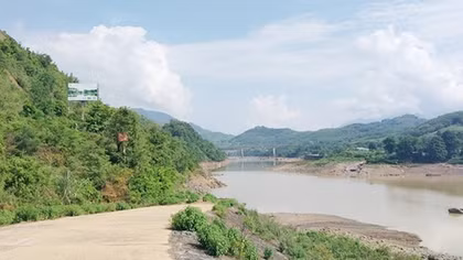 Đi bắt cá trên sông Đà, người đàn ông đuối nước thương tâm