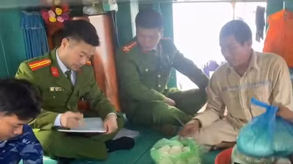 Mang theo lượng thuốc nổ lớn ra biển đánh cá