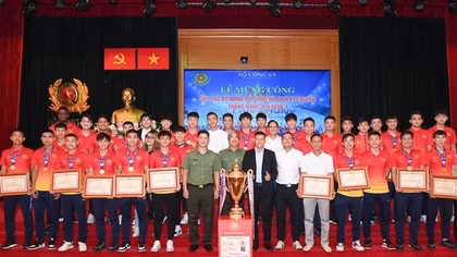 Hy vọng mới cho bóng đá CAND
