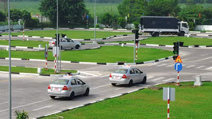 Đã phát hiện dấu hiệu sai phạm ở một số cơ sở đào tạo cấp giấy phép lái xe