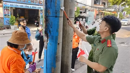 TP Hồ Chí Minh ra quân xóa quảng cáo, cho vay “tín dụng đen”