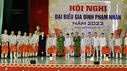 Ấm áp, nhân văn tại Hội nghị đại biểu gia đình phạm nhân
