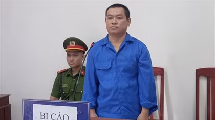 Đâm anh ruột trọng thương vì bị gọi là “thằng sợ vợ”