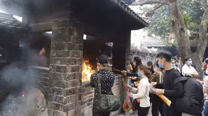 Tiền tỷ đổ vào dâng sao, giải hạn đầu năm: Cách nào ngăn chặn lợi dụng tín ngưỡng để trục lợi?