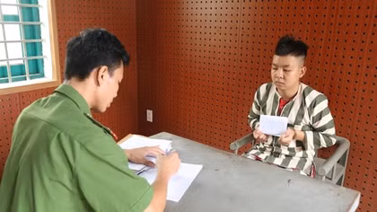 Sập bẫy “việc nhẹ lương cao”, thiếu nữ 16 tuổi bị ép bán dâm