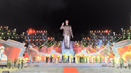 Xúc động đêm nghệ thuật “Giữ trọn lời thề - Tây Nguyên xanh 2023”