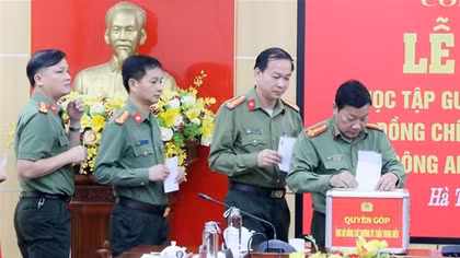 Phát động học tập gương dũng cảm của Thượng úy Trần Trung Hiếu