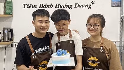 “Dị nhân” làm bánh