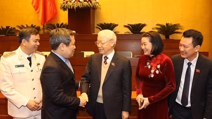 Nêu gương chính liêm, lan tỏa sức mạnh tinh thần (Bài 3)