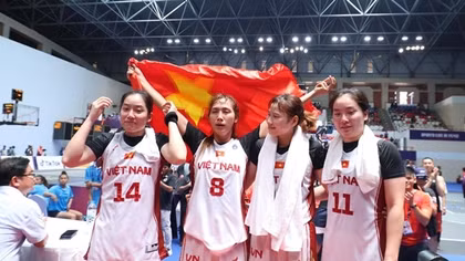 Bóng rổ Việt Nam có huy chương lịch sử tại SEA Games 32