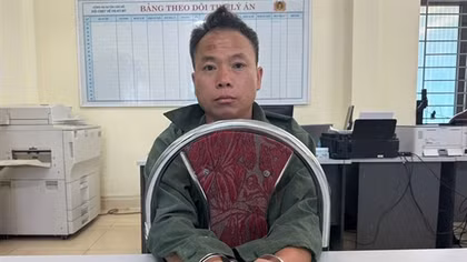 Bắt đối tượng truy nã lẩn trốn gần 20 năm