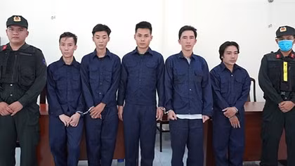Gài ma túy để hãm hại bạn