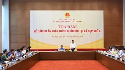 Toạ đàm Luật Đường bộ: Băn khoăn quản lý Grab như thế nào?
