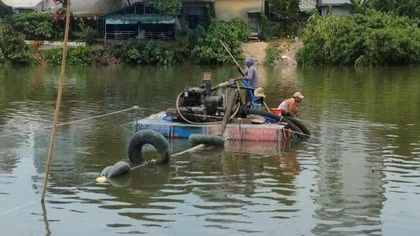 Phát hiện doanh nghiệp bơm hút cát trái phép trên sông Như Ý