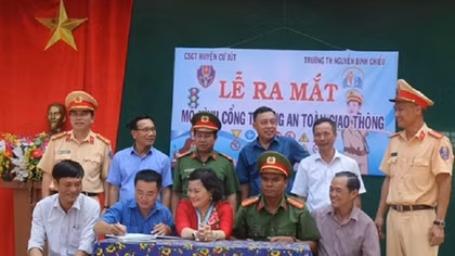 Đắk Nông ra mắt mô hình Cổng trường an toàn giao thông