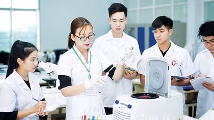 Áp dụng chế tài xử phạt người không bồi hoàn chi phí du học
