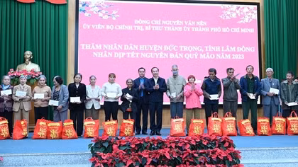 TP Hồ Chí Minh thăm và tặng quà Tết tại các tỉnh Lâm Đồng, Bạc Liêu, Hậu Giang, TP Cần Thơ