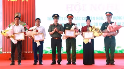 Chuyển hóa, xây dựng xã không có ma tuý tại Sơn La