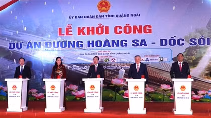 Chủ tịch nước Võ Văn Thưởng dự Lễ Công bố Quy hoạch tỉnh Quảng Ngãi thời kỳ 2021 - 2030, tầm nhìn đến 2050