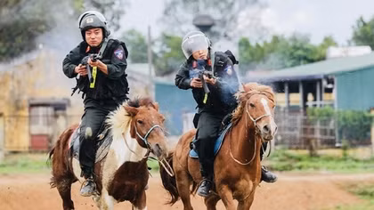Bí ẩn đồi Bá Vân