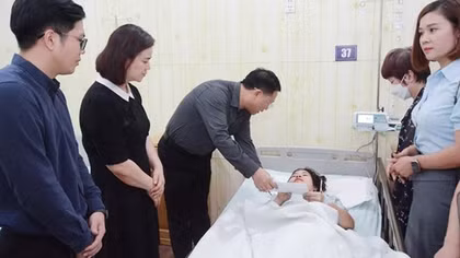 Bộ GD&ĐT yêu cầu rà soát và hỗ trợ học sinh, sinh viên trong vụ cháy chung cư mini