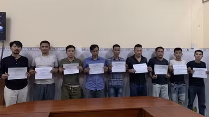 Tạm giữ 8 đối tượng cưỡng đoạt tài sản và giữ người trái pháp luật