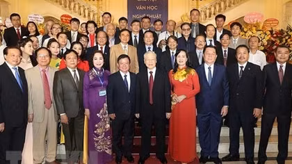 "Nghệ sỹ phải tham gia tích cực và có trách nhiệm vào các nhiệm vụ xã hội"