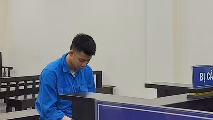 Tài xế trộm linh kiện điện tử gần 550 triệu đồng của công ty