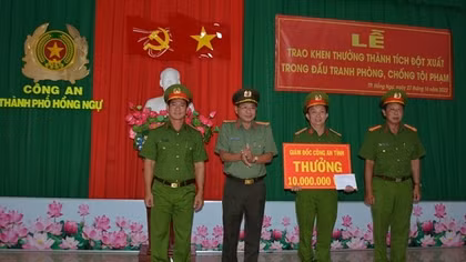 Nhóm thanh niên mang 4 khẩu súng đi giải quyết mâu thuẫn