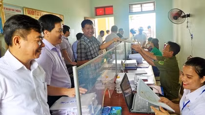 Tăng phụ cấp người hoạt động không chuyên trách cấp xã, thôn, tổ dân phố