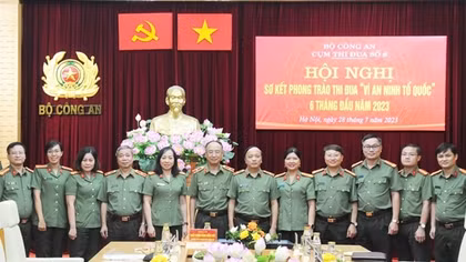 Tăng cường đoàn kết, tạo không khí thi đua sôi nổi