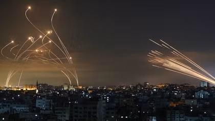 Israel cân nhắc "bơm" tên lửa Vòm Sắt sang chiến trường Ukraine