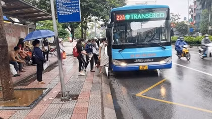 Hà Nội đề nghị tăng giá vé xe buýt thêm 1.000-11.000 đồng từ năm 2024
