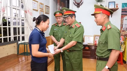 Đại học CSND sẻ chia đau thương với gia đình các liệt sĩ và CBCS bị thương ở Đắk Lắk