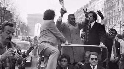 Pele - vị vua duy nhất của “vương quốc” bóng đá