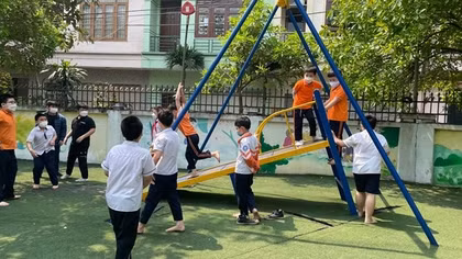 Không cho học sinh tham gia hoạt động ngoại khoá trong thời điểm nắng nóng gay gắt