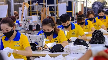 Chưa chốt phương án tăng lương tối thiểu vùng 2024