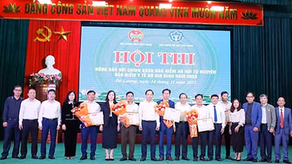 Hội thi Nông dân với chính sách BHXH tự nguyện, BHYT hộ gia đình