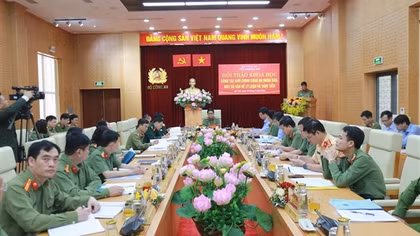 Tăng cường công tác bưu chính trong CAND