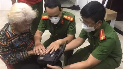 Công an TP Gia Nghĩa nỗ lực hoàn thành cấp CCCD cho 100% công dân đủ điều kiện
