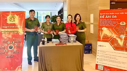 Những đột phá giúp Công an Hà Nội "phủ sóng" 100% CCCD gắn chip trên địa bàn
